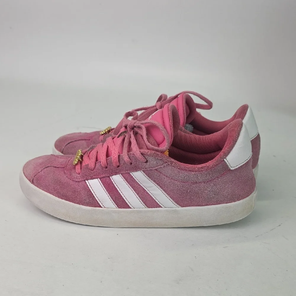 Adidas‎ Women's Sneakers Size 5 Pink White Suede Low Top Lace Up Shoes